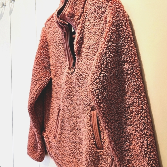 Cuddly Sherpa Girl Pullover Sweater - Picture 3 of 5